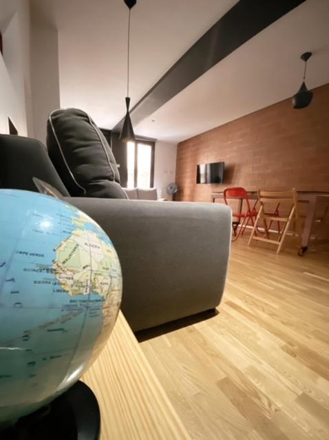 Apartamentos Laurel 로그로노 외부 사진