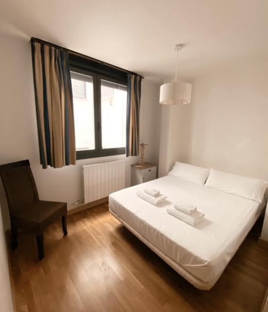 Apartamentos Laurel 로그로노 외부 사진
