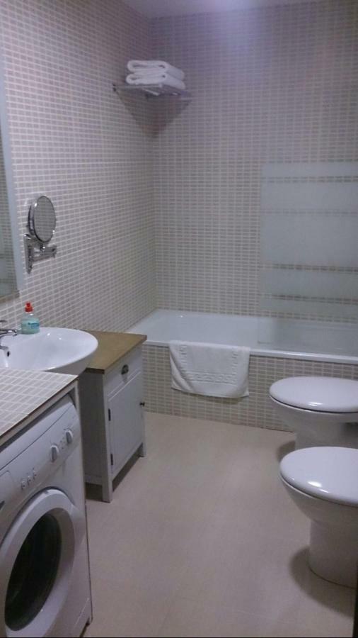 Apartamentos Laurel 로그로노 외부 사진